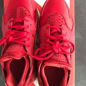 WMNS AIR Huaraches Run